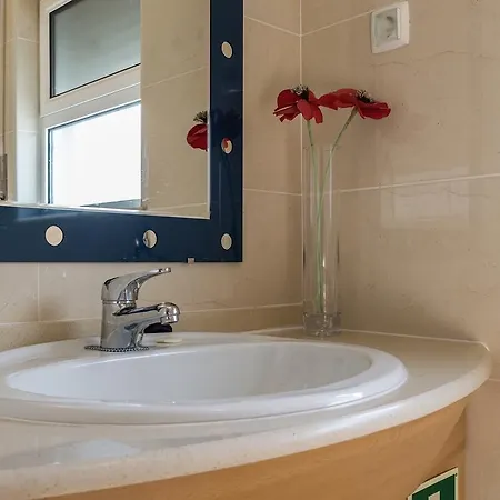 Villa Akivillas Star Iv Manta Rota